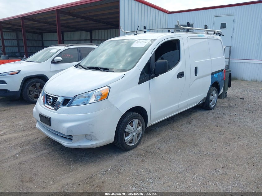 2014 NISSAN NV200 auction photo 2