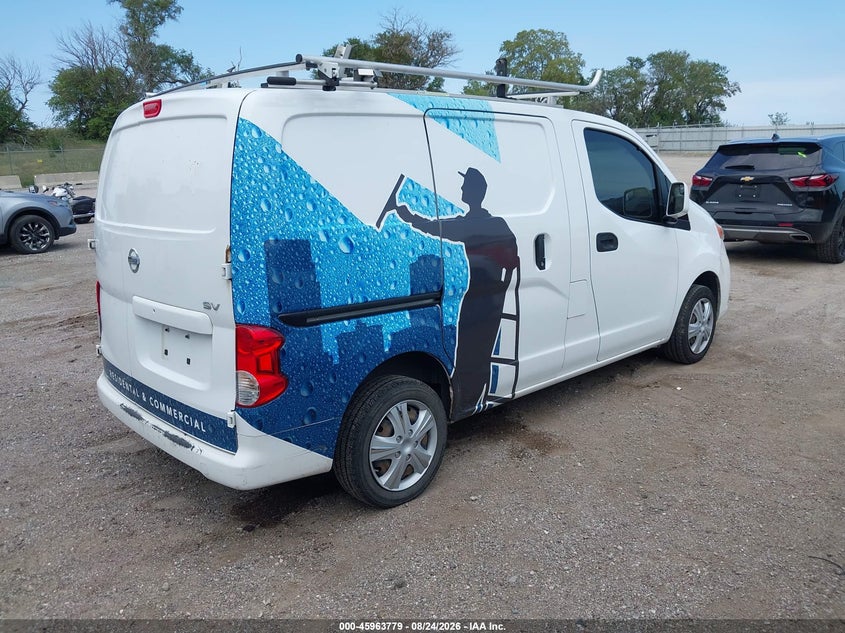 2014 NISSAN NV200 auction photo 4