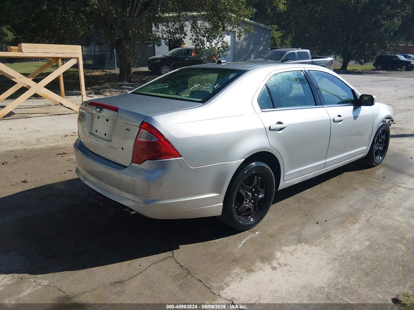 2010 FORD FUSION auction photo 4