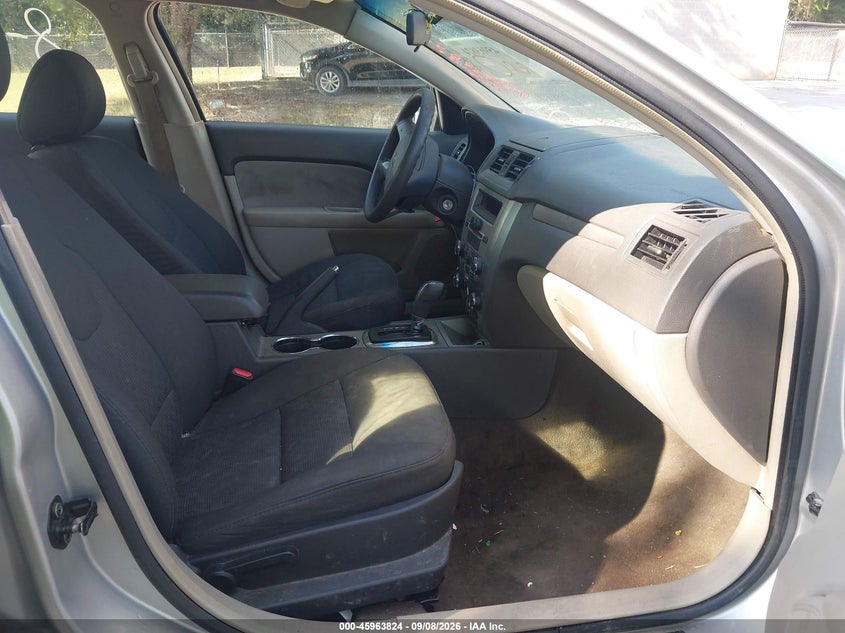 2010 FORD FUSION auction photo 5