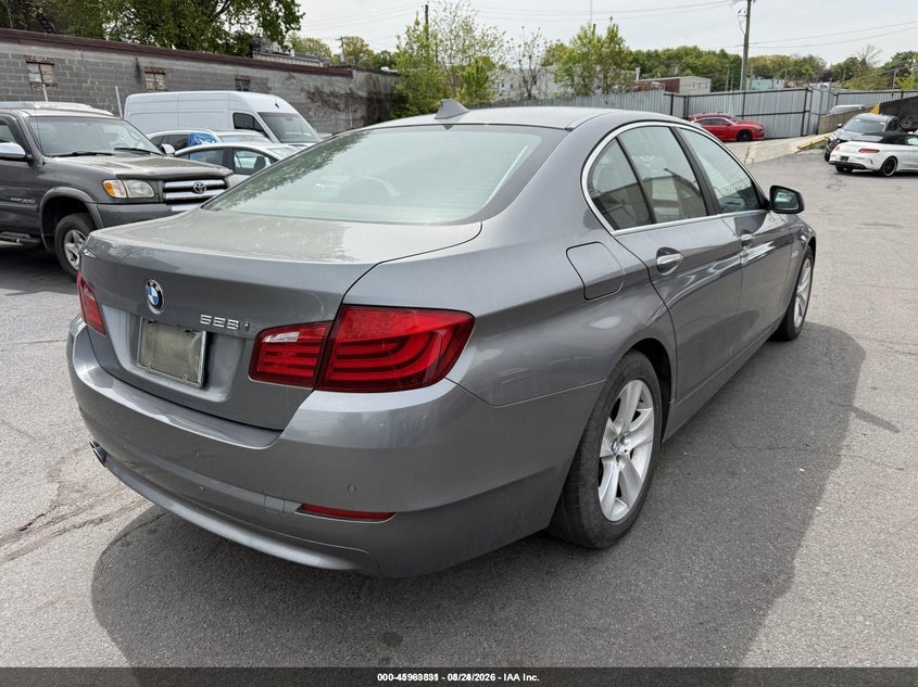 2011 BMW 528I auction photo 4