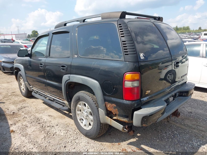 2002 CHEVROLET TAHOE auction photo 3