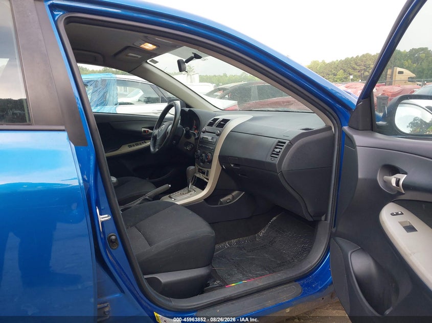 2010 TOYOTA COROLLA auction photo 5