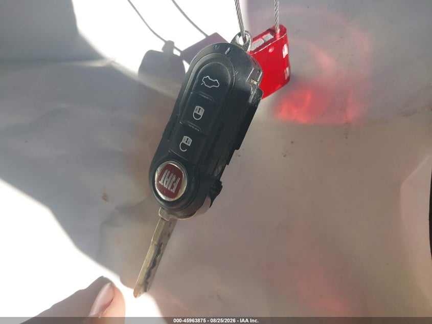 FIAT 500L 2014 VIN ZFBCFADH2EZ021228