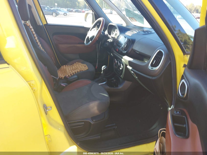 2014 FIAT 500L auction photo 5
