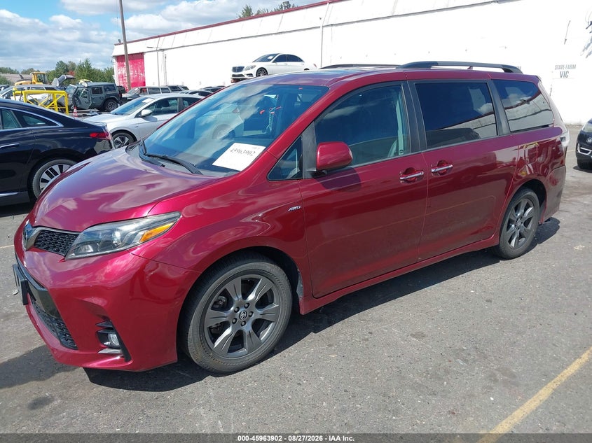 2019 Toyota Sienna, Rear, IAAI, VIN 5TDEZ3DCXKS214818 — photo 2