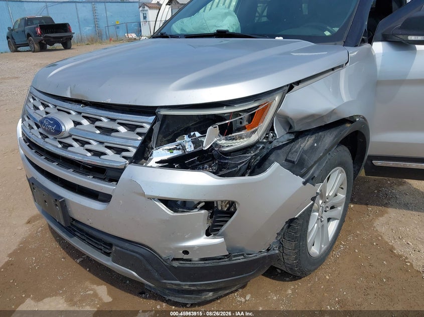 2019 FORD EXPLORER XLT · Фото 6