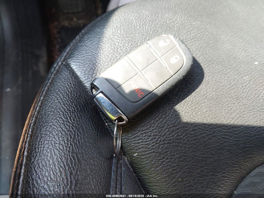 2024 JEEP COMPASS LATITUDE 4X4 · Фото 11