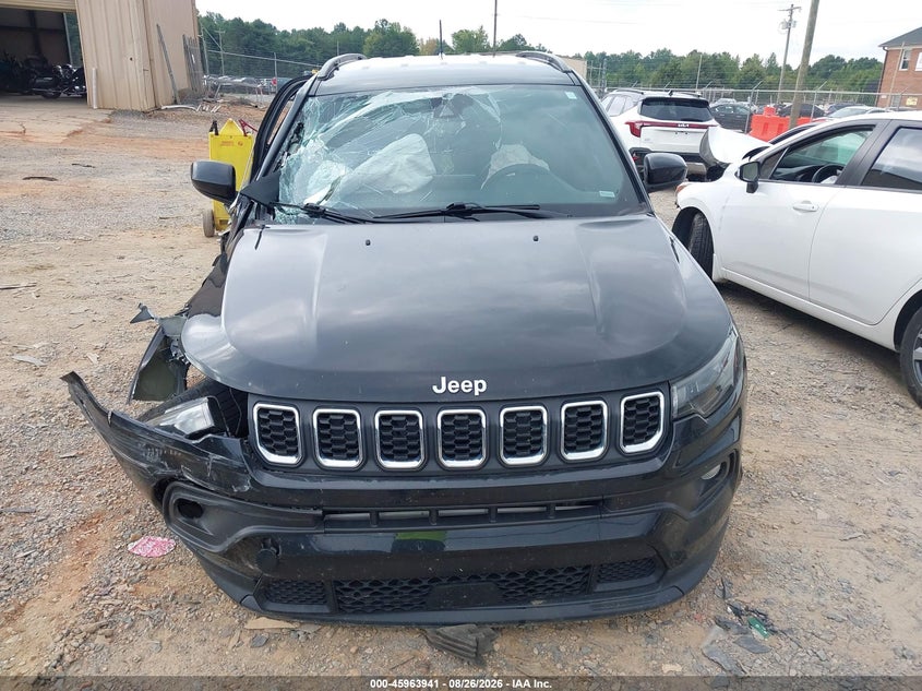 2024 JEEP COMPASS LATITUDE 4X4 · Фото 12