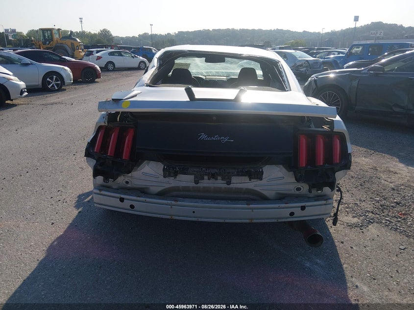 FORD MUSTANG - zdjęcie 16