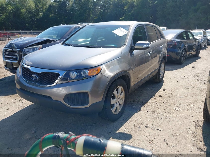2013 Kia Sorento, Обычный износ, IAAI, VIN 5XYKT3A19DG405203 — фото 2