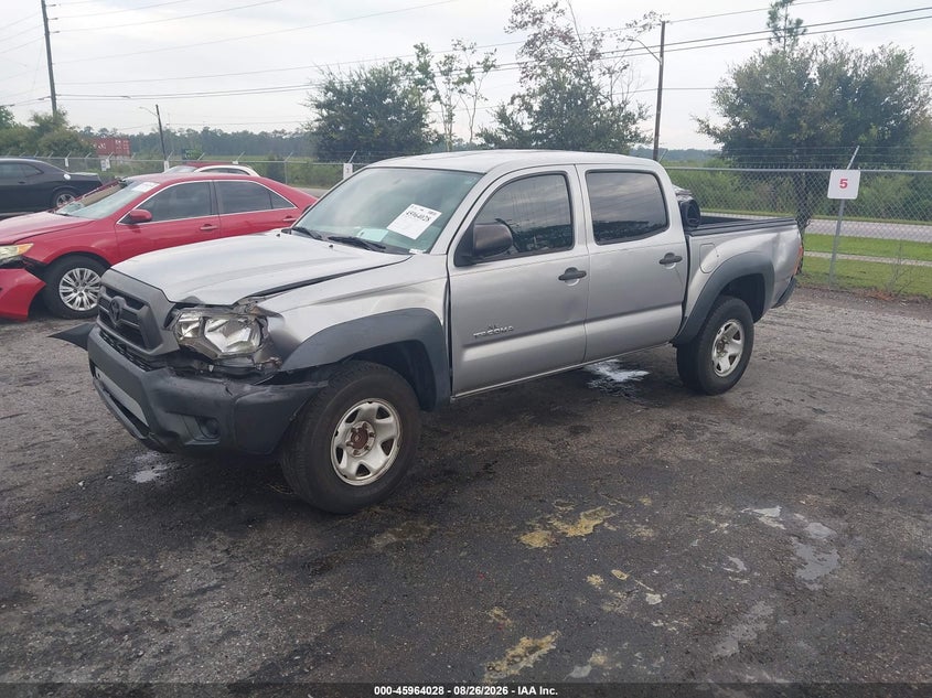 2015 Toyota Tacoma, Перекидання, IAAI, VIN 5TFJX4GN7FX050418 — фото 2
