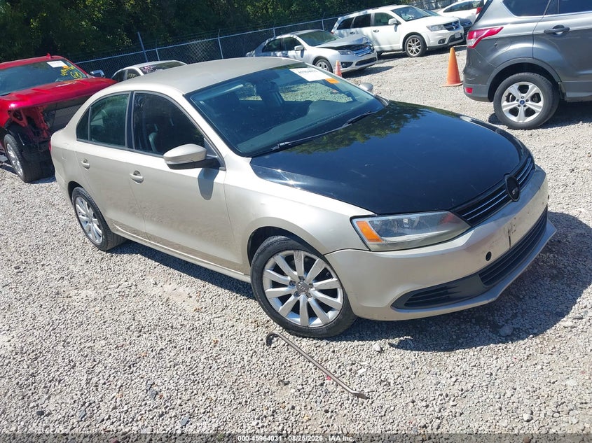2014 Volkswagen Jetta 1.8T Se, Left Front, IAAI, VIN 3VWD17AJ5EM275573