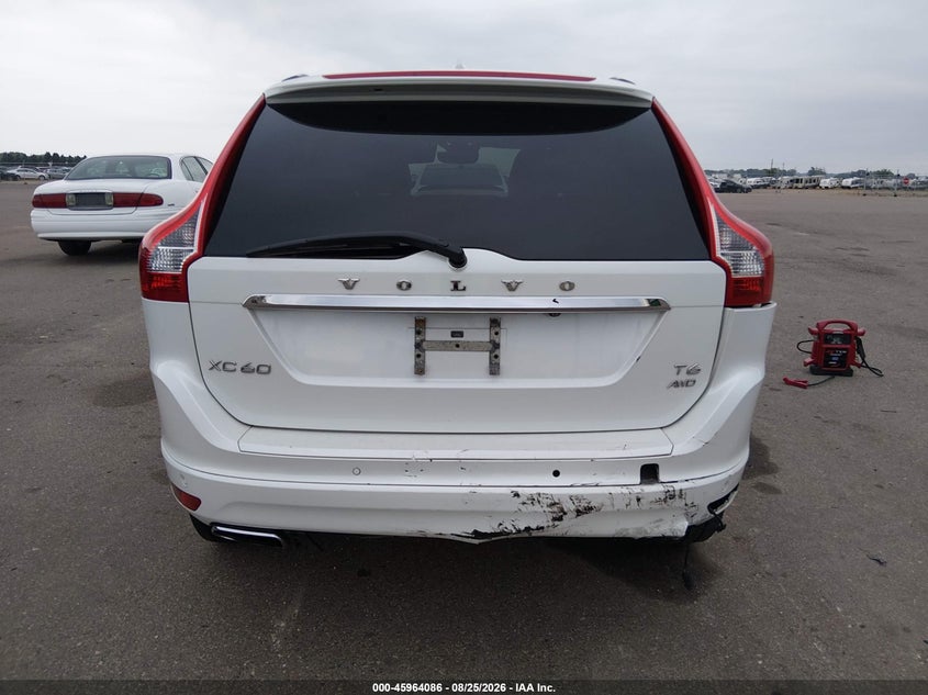 VOLVO XC60 - zdjęcie 16