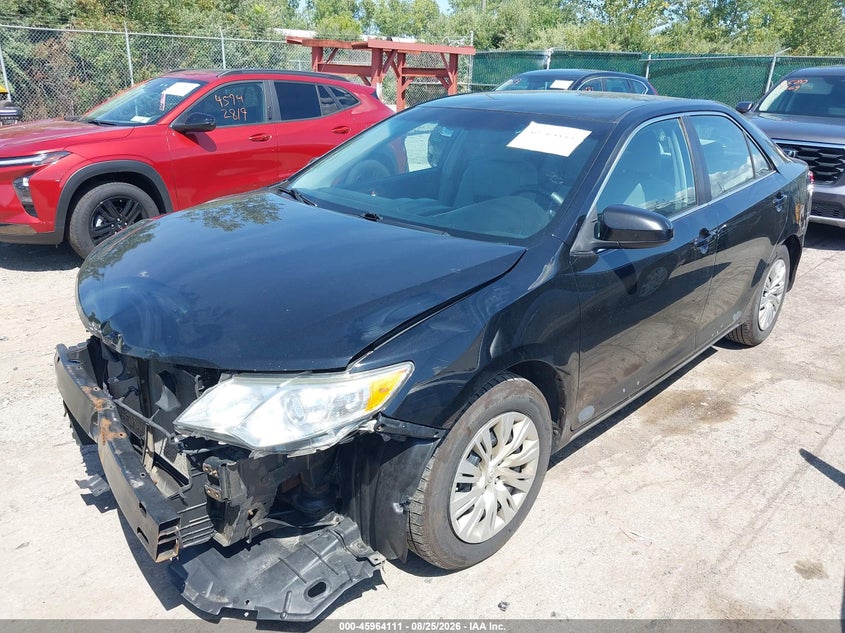 2013 TOYOTA CAMRY auction photo 2