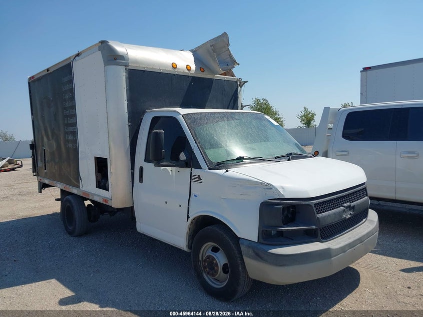 2005 Chevrolet Express Cutaway