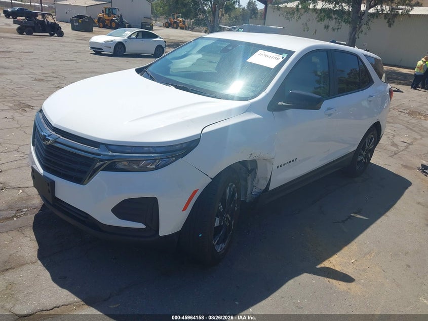 2024 CHEVROLET EQUINOX auction photo 2