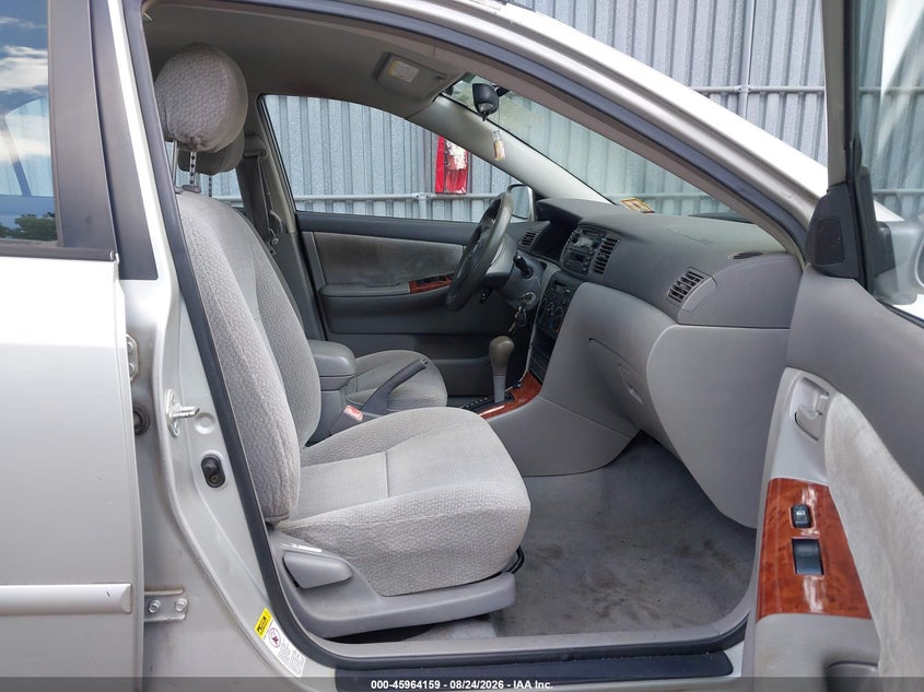 2004 TOYOTA COROLLA auction photo 5