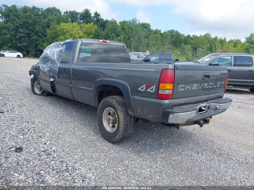 2002 CHEVROLET SILVERADO 2500HD auction photo 3