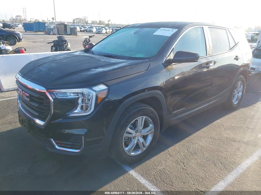 2024 GMC TERRAIN auction photo 2