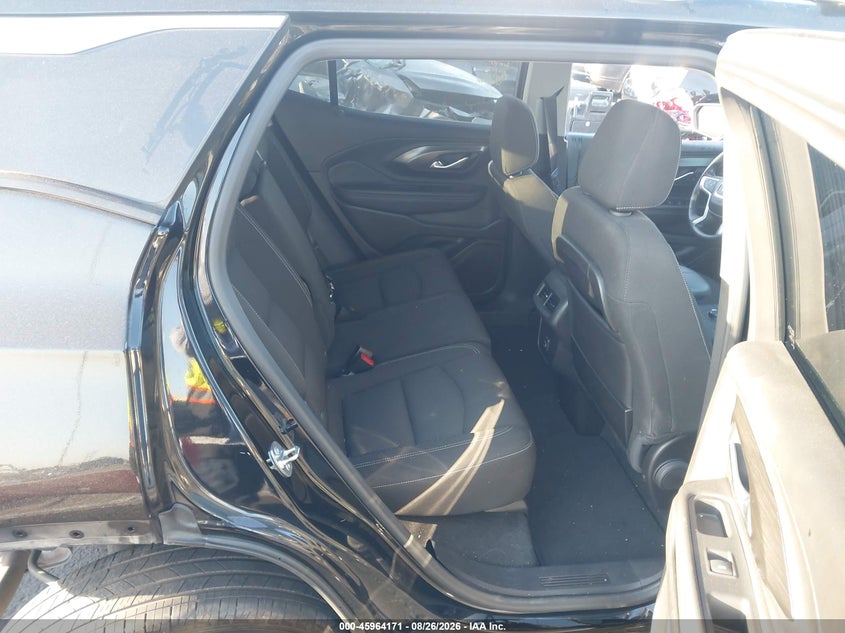 2024 GMC TERRAIN auction photo 8
