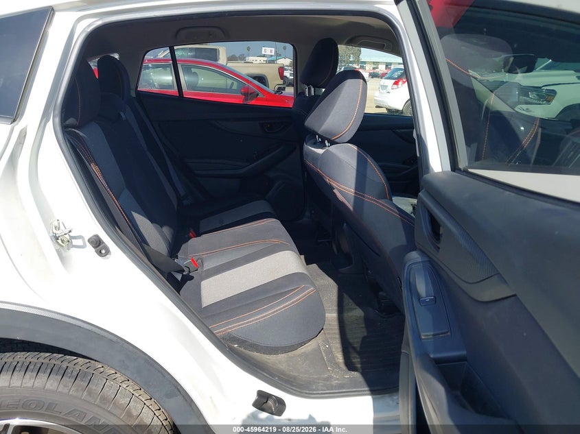 2019 SUBARU CROSSTREK auction photo 8