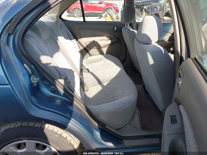 2002 NISSAN SENTRA auction photo 8