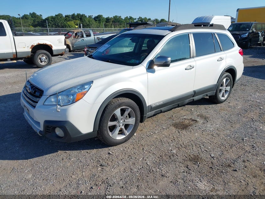 2013 Subaru Outback, Normal Wear & Tear, IAAI, VIN 4S4BRCSC3D3228484 — photo 2