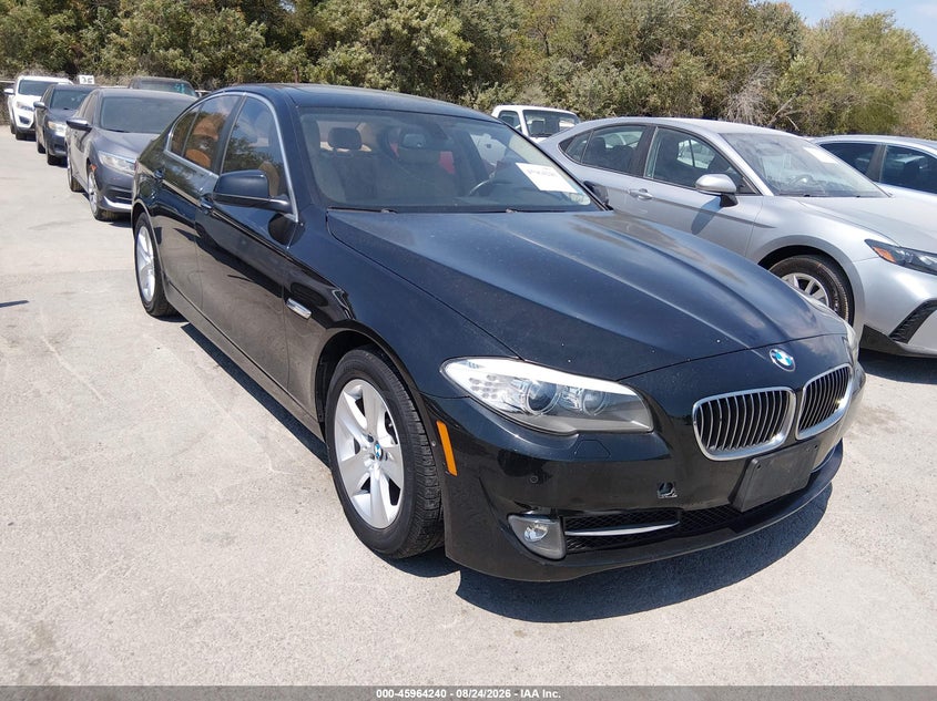 2013 BMW 528I — zdjęcie z aukcji