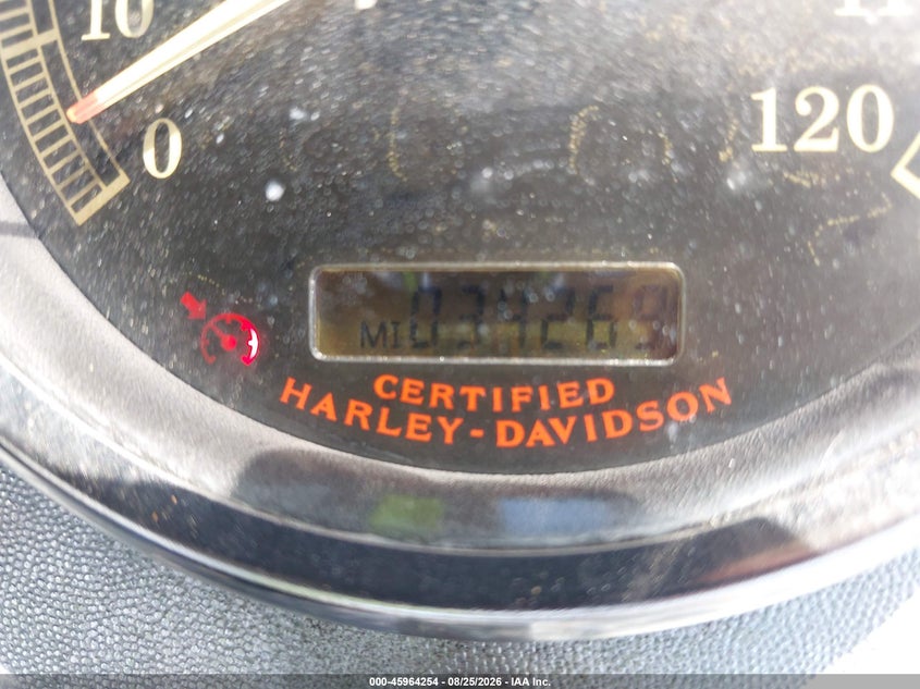 HARLEY-DAVIDSON FLHRI 2005