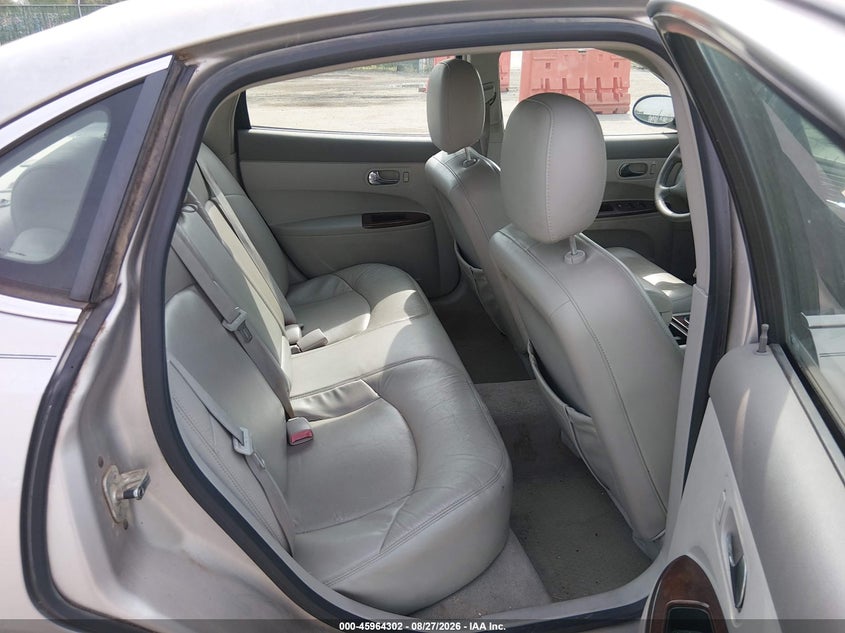BUICK LACROSSE 2008 VIN 2G4WD582X81203314