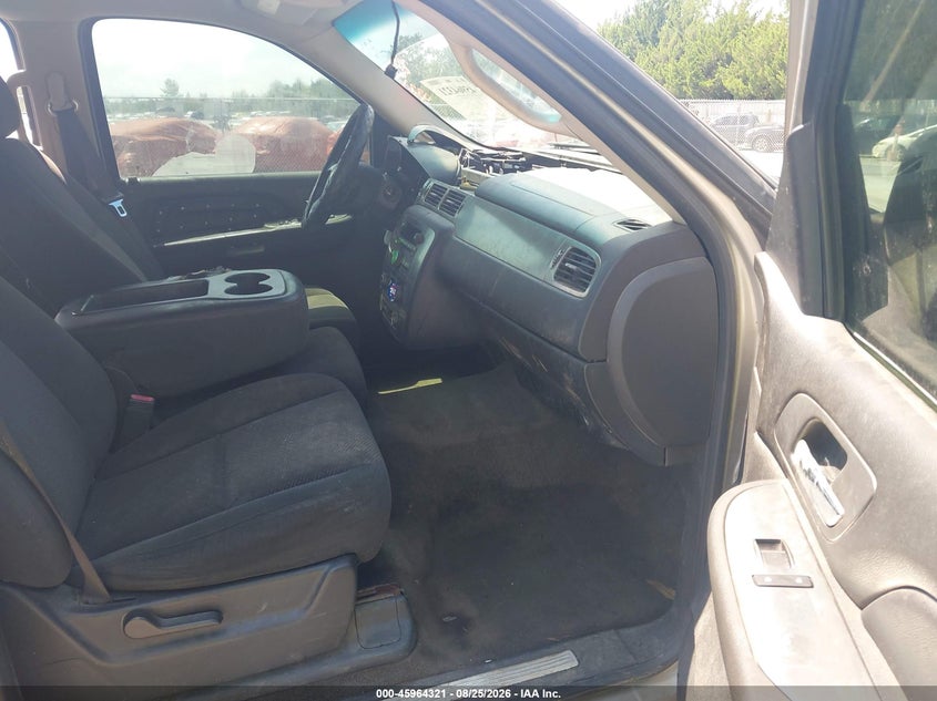 2007 CHEVROLET SUBURBAN auction photo 5