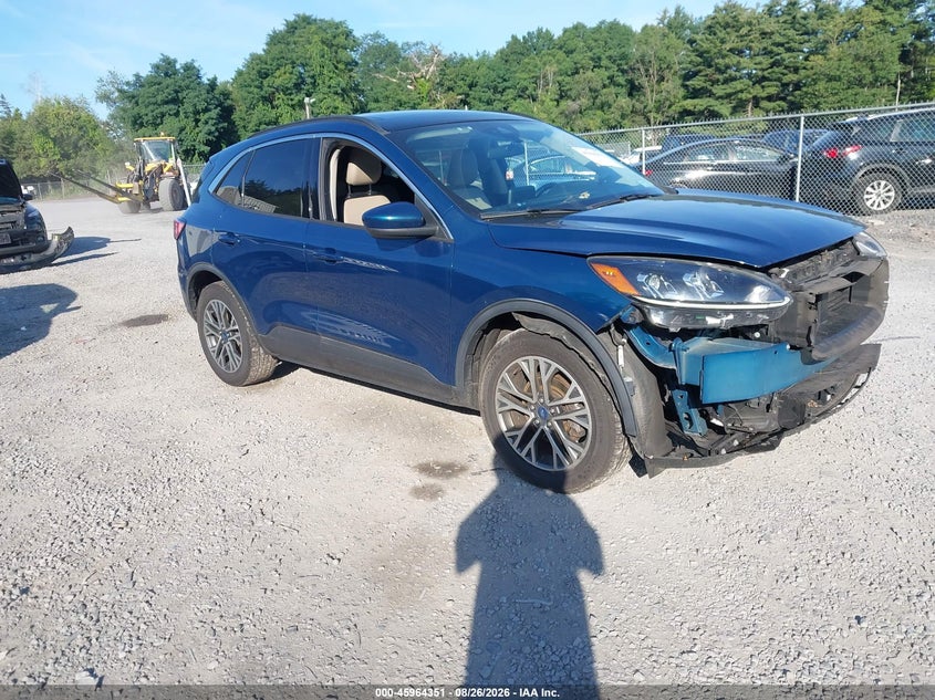 2020 FORD ESCAPE auction photo 1