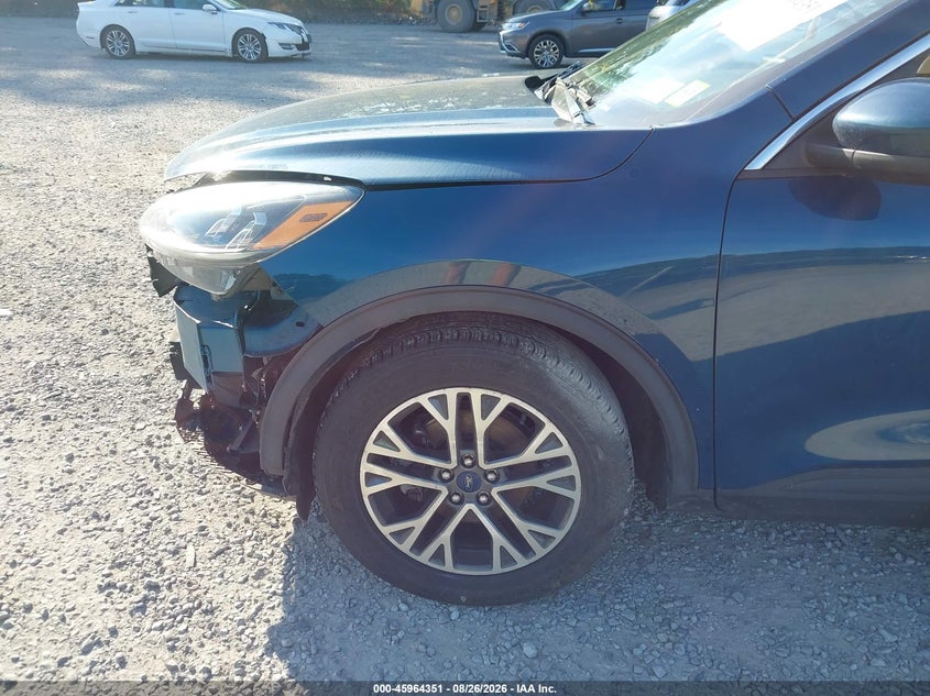 2020 FORD ESCAPE auction photo 6