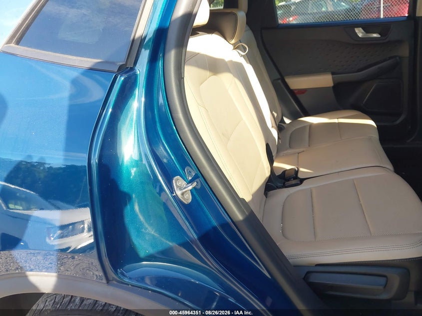 2020 FORD ESCAPE auction photo 8