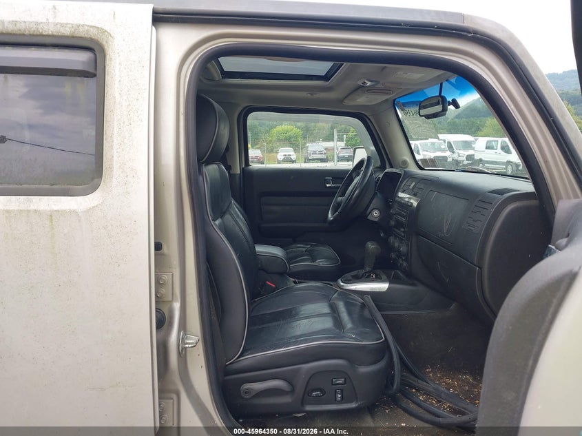 2009 HUMMER H3 SUV auction photo 5