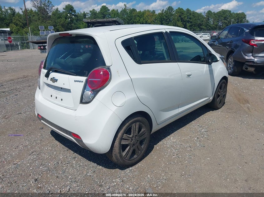 2015 CHEVROLET SPARK auction photo 4