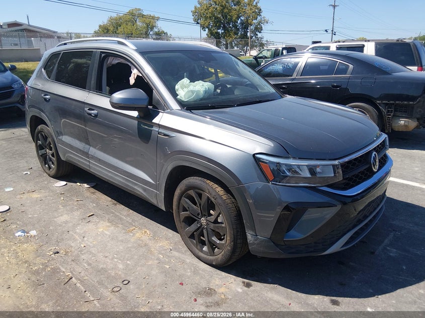2022 VOLKSWAGEN TAOS auction photo 1