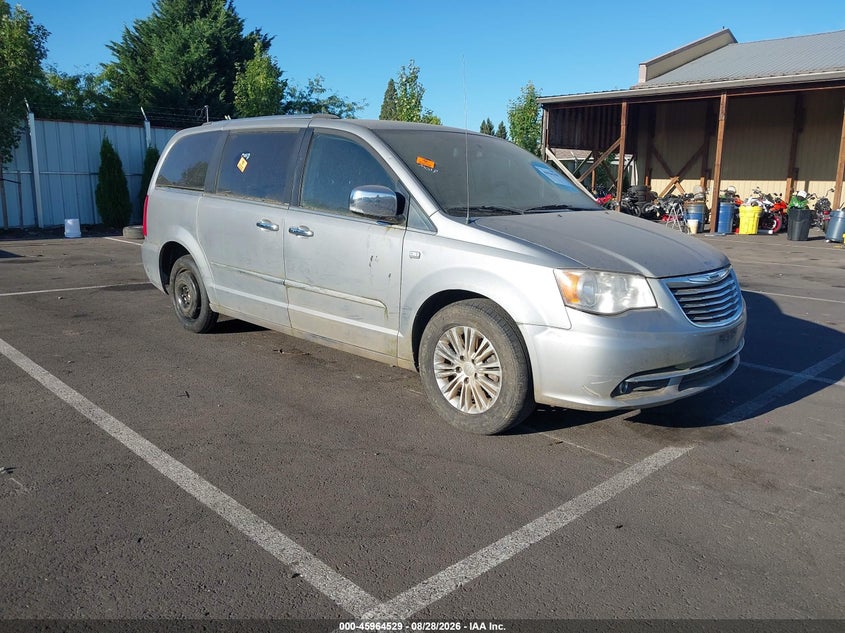 2014 CHRYSLER TOWN & COUNTRY auction photo 1