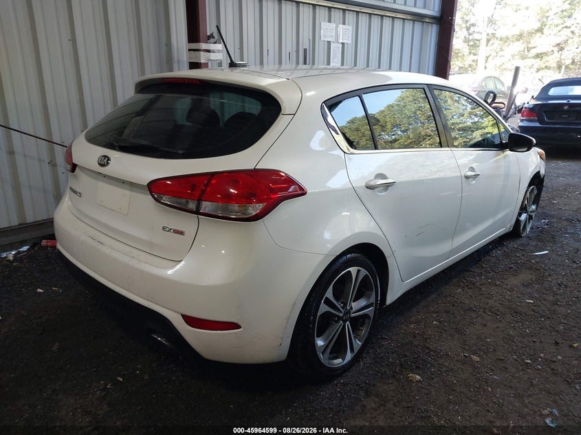 2016 KIA FORTE auction photo 4