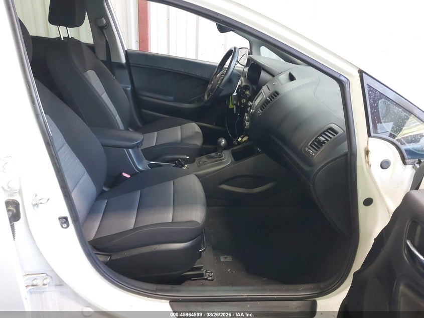 2016 KIA FORTE auction photo 5