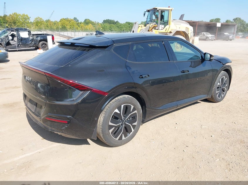 2023 KIA EV6 auction photo 4