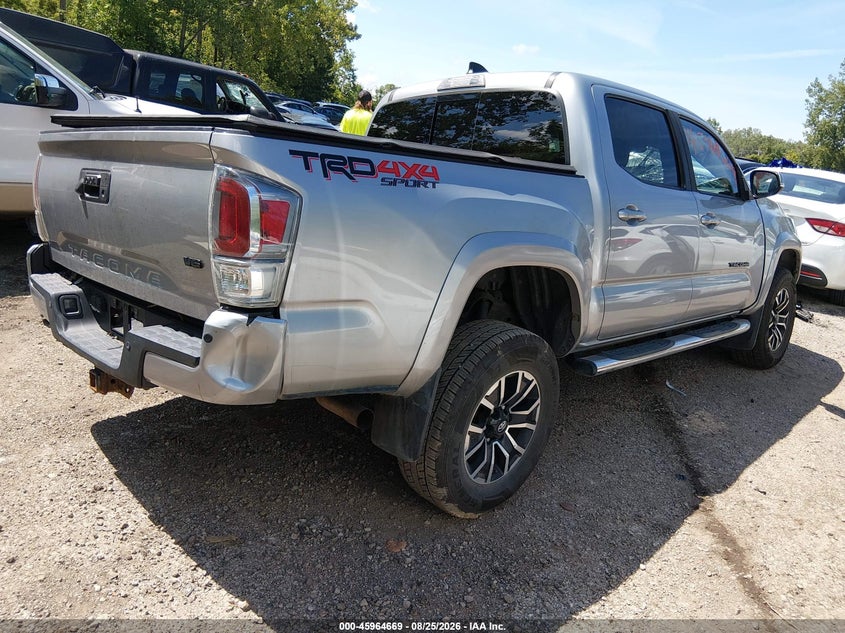 2020 TOYOTA TACOMA auction photo 4