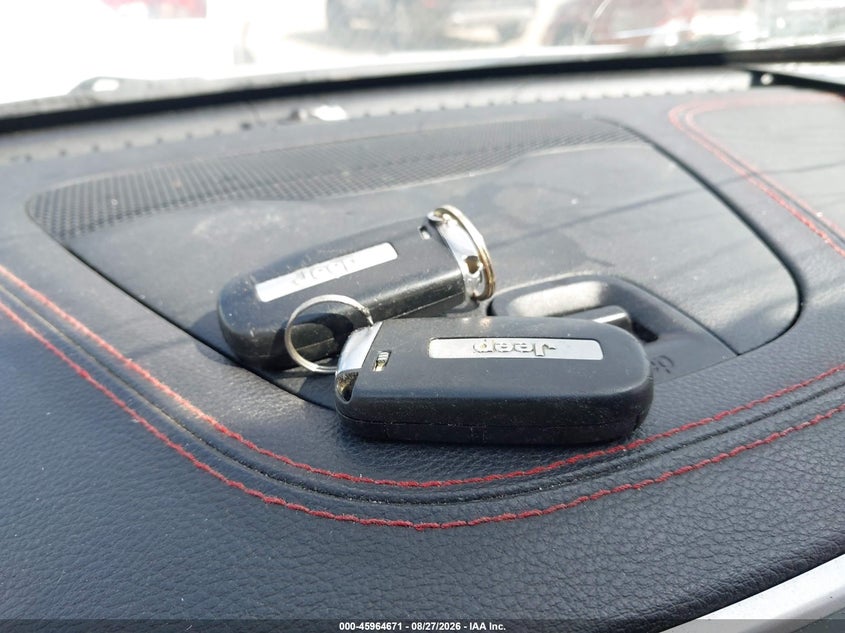 2015 JEEP CHEROKEE TRAILHAWK · Фото 11