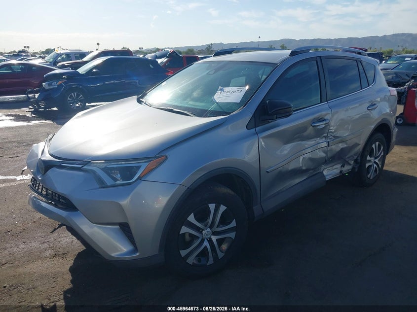 2018 Toyota RAV 4, Right Front, IAAI, VIN 2T3ZFREV7JW407616 — photo 2
