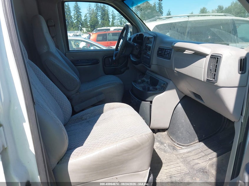 1998 GMC SAVANA auction photo 5