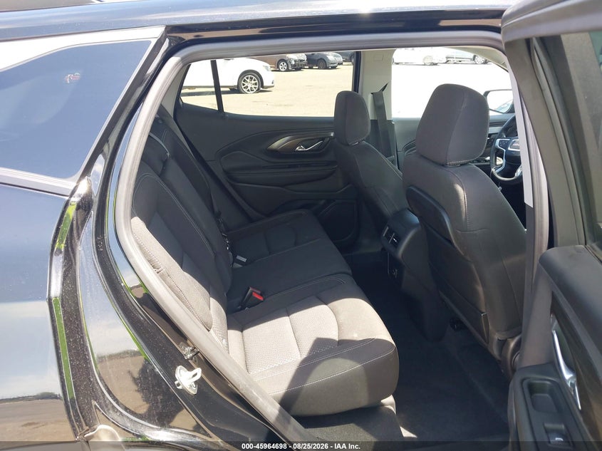 2024 GMC TERRAIN auction photo 8