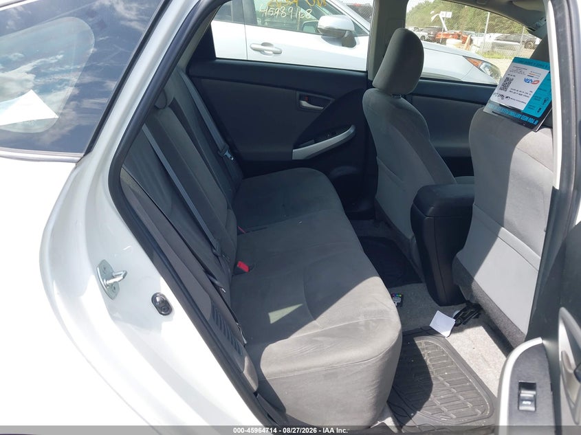 2014 TOYOTA PRIUS auction photo 8