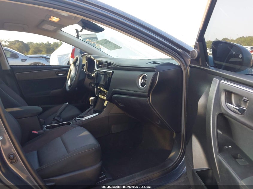 2018 TOYOTA COROLLA auction photo 5