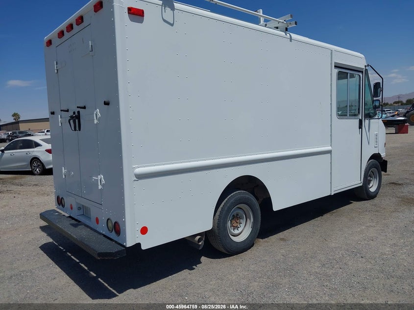 2009 FORD ECONOLINE auction photo 4